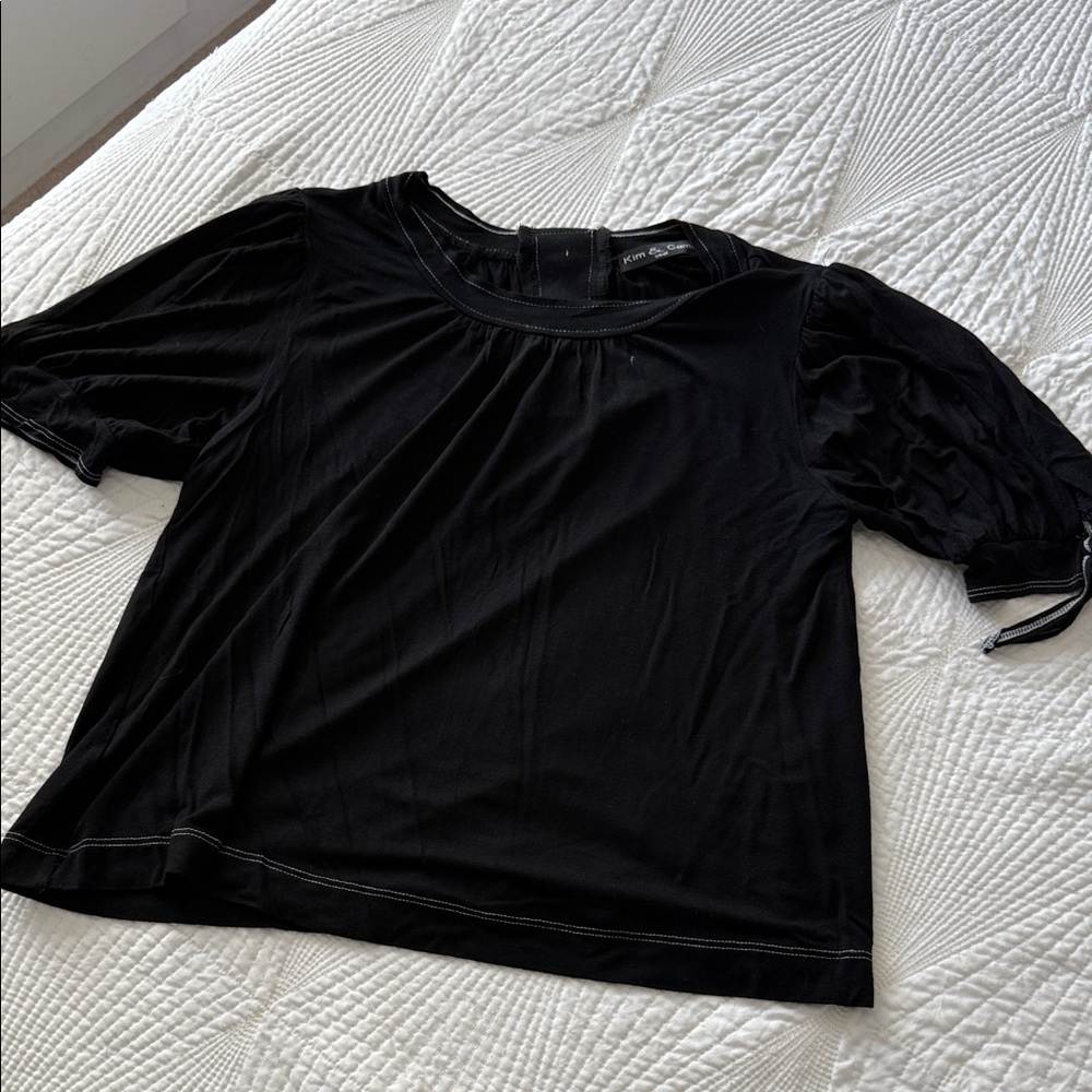 Kim & Cami Elegant Black Puff Sleeve Blouse